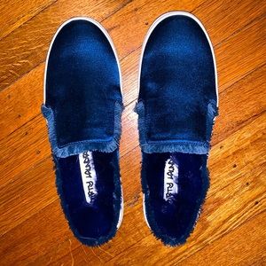 DL Silky Navy Blue Slide-ons🤍💙
